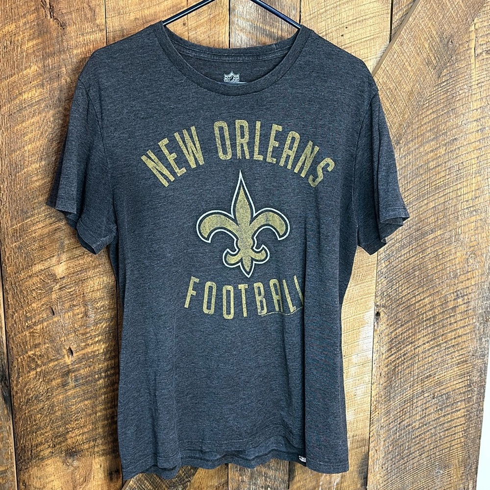 NFL Team Apparel New Orleans Saints Football size large